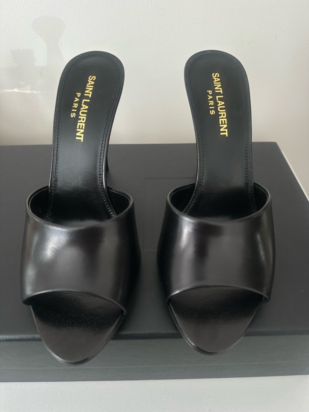 Saint Laurent Black LA 16 Leather Mules 36.5 - Picture 3 of 7